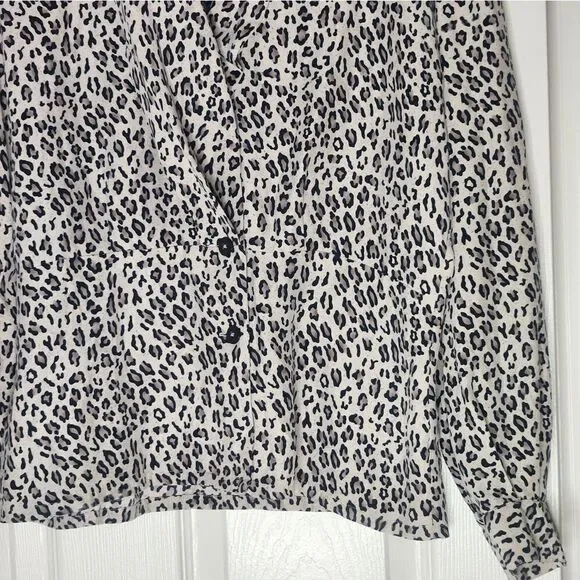 Vtg Dana Bachman 10 100%Silk ButtonDown LeopardPrint Lngslv Career Women Blouse - Picture 5 of 12